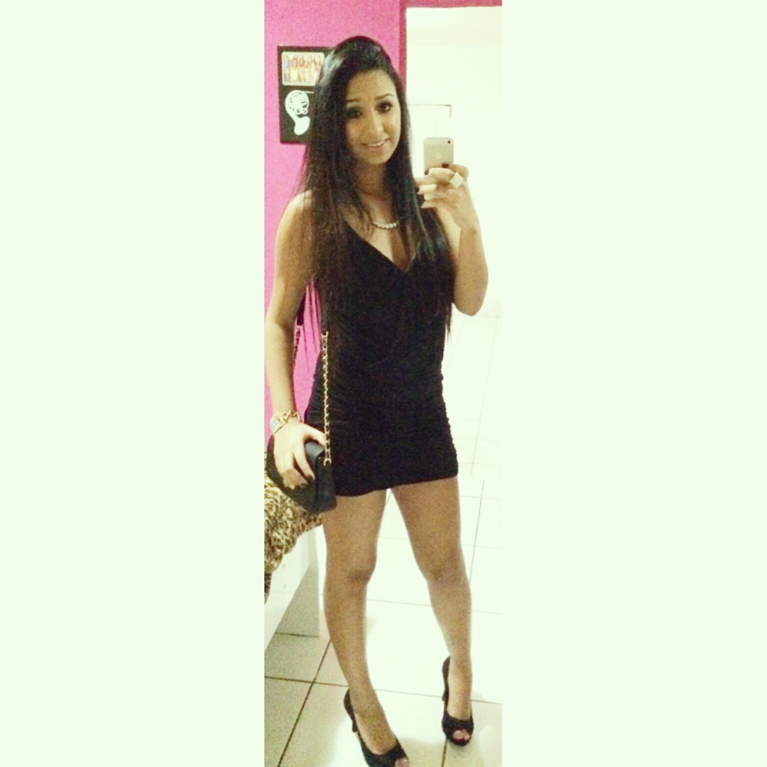 Capricorniana/ Estudante de Direito/ 19 anos