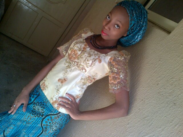 I'm a muslim nyc lukin loving and caring friends. Love Singing, dancing and readin