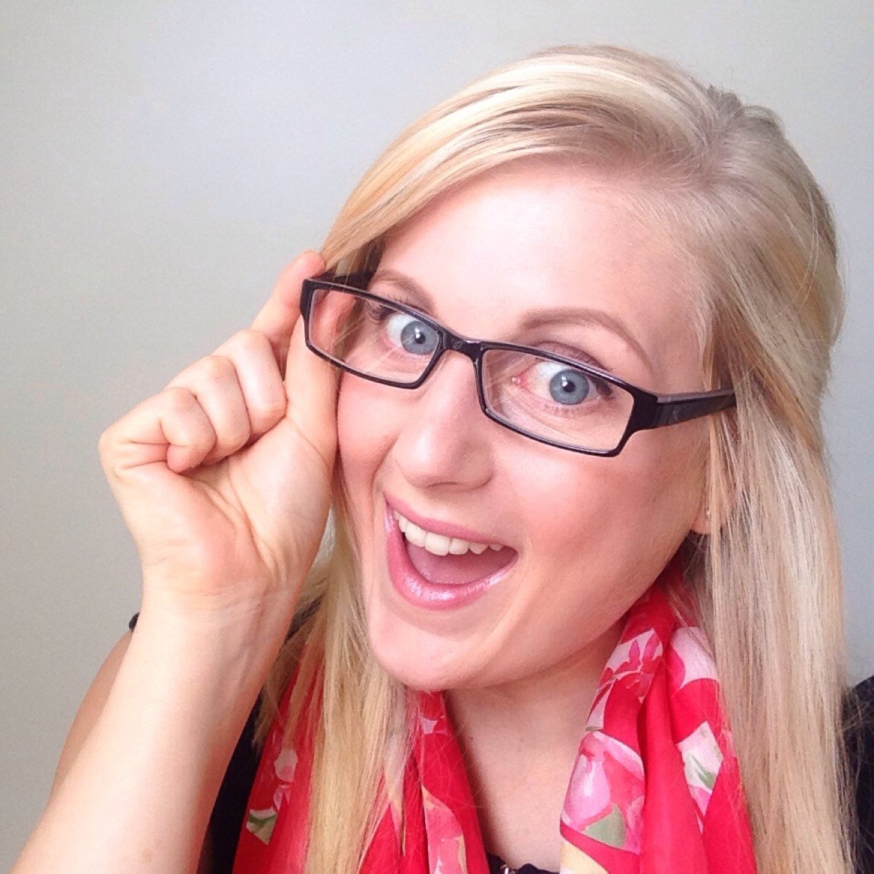 Gemma_Cee's profile picture. Health nut/Ice cream lover; Homebody/Adventurer; Loves sunshine/Easily sunburnt; Sees the best in all & prefers drinks served in pineapples.