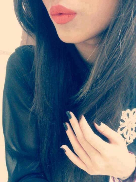 Alishba_26's profile picture. 