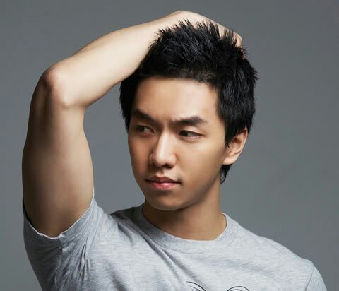 Lee Seung Gi, an actor, mc & singer. [Verified Roleplayer of @DazzlingCity_RP]. The Real Celeb Doesn`t Have A Twitter~If I'm not around..maybe I go to the moon