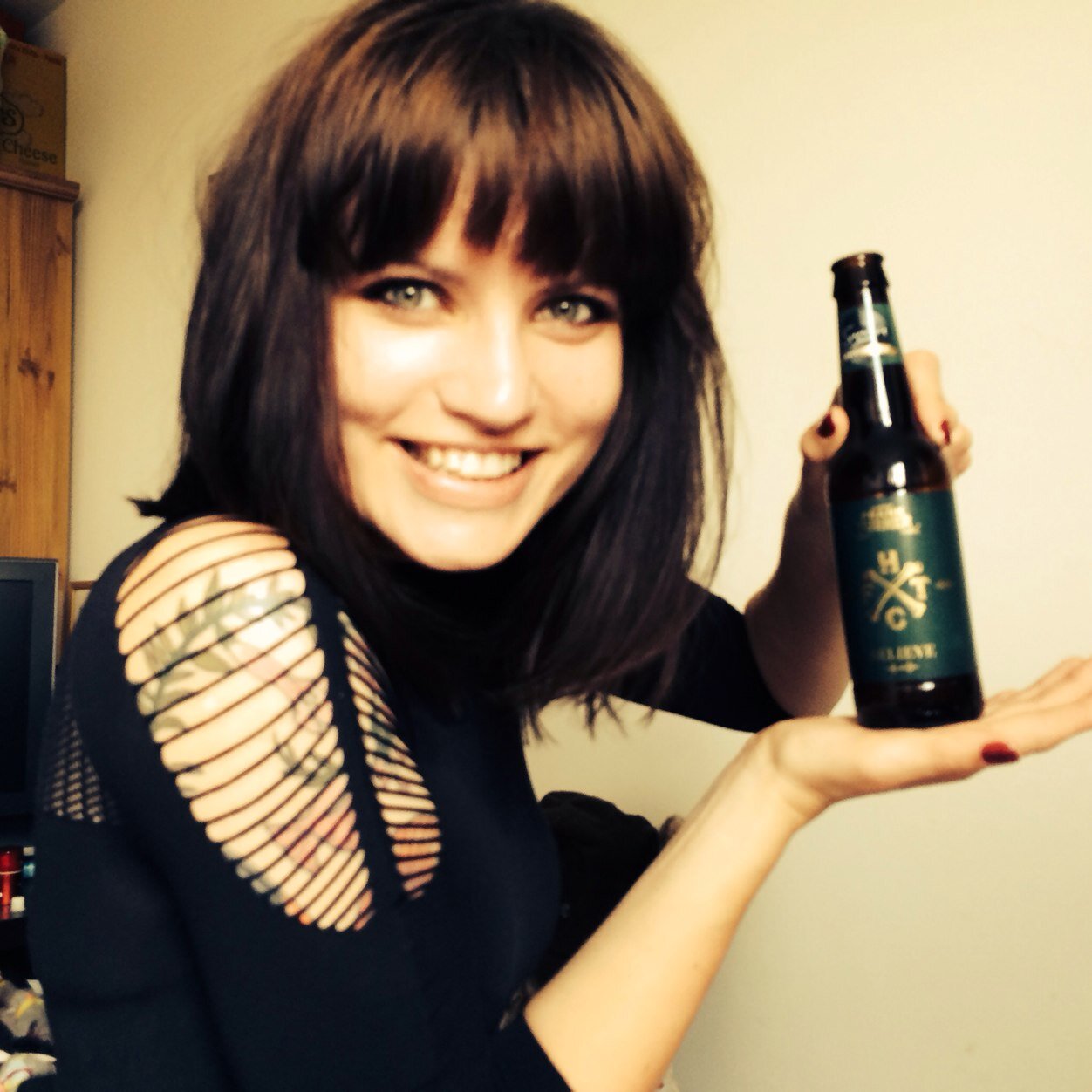 LauraSnowling's profile picture. Museum nerd with an inclination towards dressing up fancy.