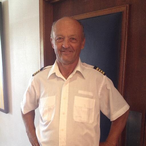 Fmr Pilot,radar techn.,Instructor ,US Veteran,P.I.,, and done a lot . USA,