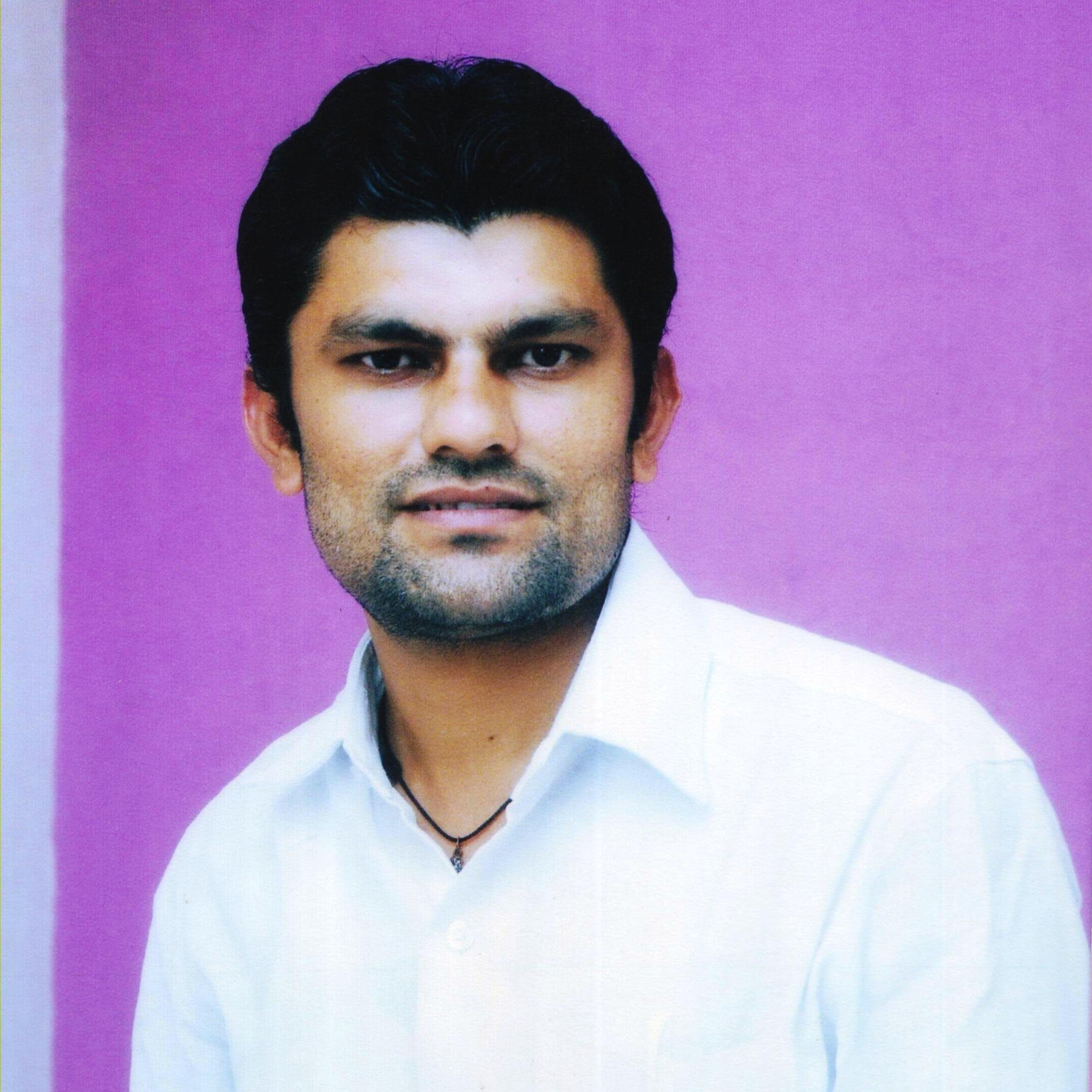 Dhwani Communication- Prop
District Secretary Rotary International Dist 3142
Asst.governor Rotary International Dist 3142
Narendra Modi Foundation ( Founder)