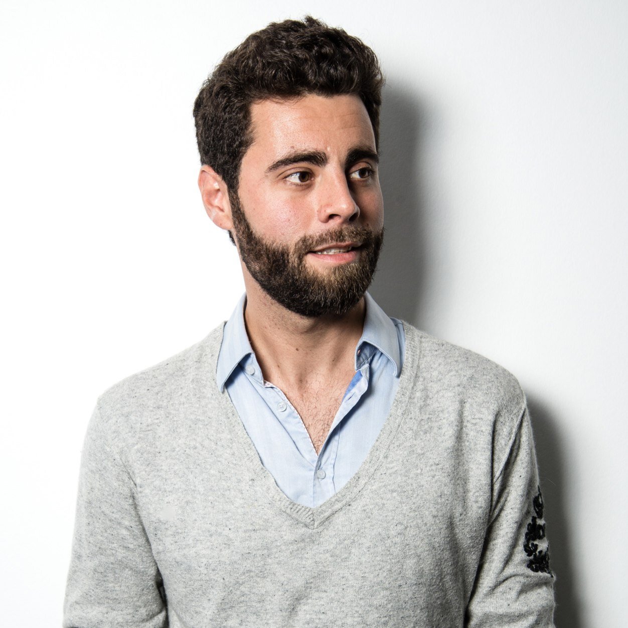 Co-Founder & CEO @GlobeWhere  http://t.co/jBKHadlf //  Designer  //  Ready to KickOff   //  Travels and Life lover