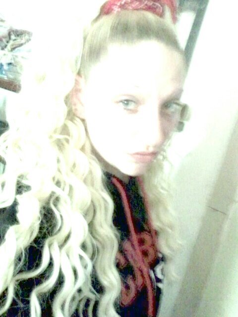 prettiefacelove's profile picture. #26 #Blonde #Beauty #Pittsburgh #engaged #followforfollow