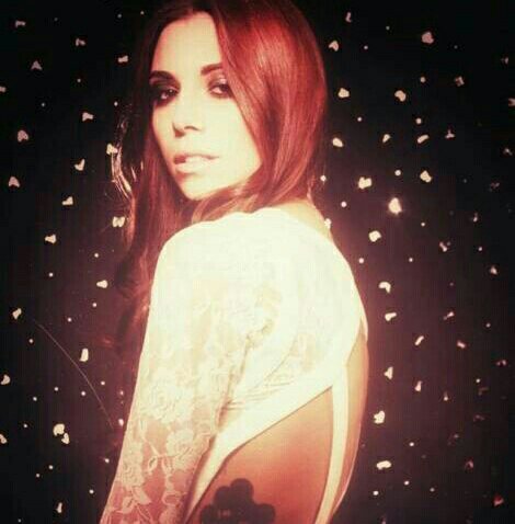 Im only human i bleed when i fall down i crash and i break down ♥