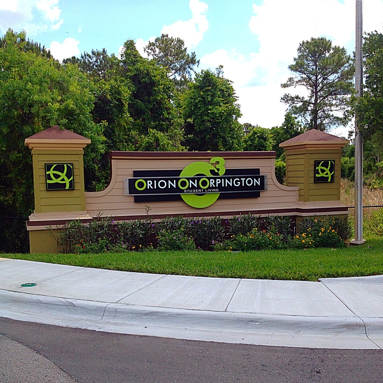 Orion on Orpington is THE premier luxury student living community near the University of Central Florida.