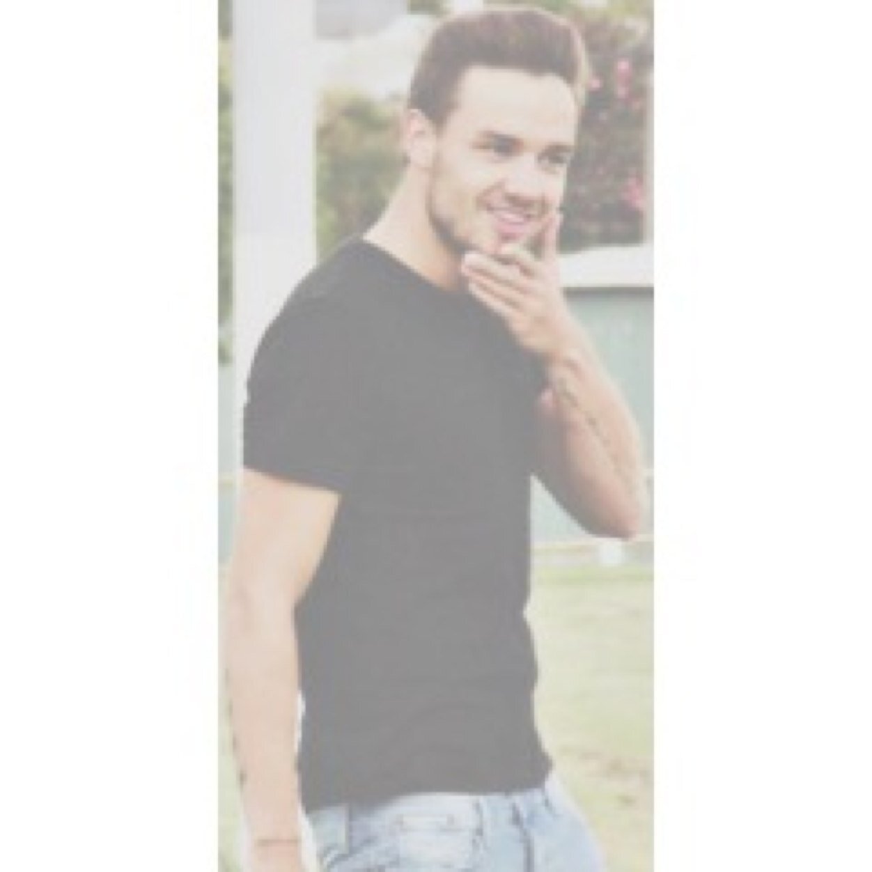 i gave you a free follow so pls follow @liamgurll she follows back