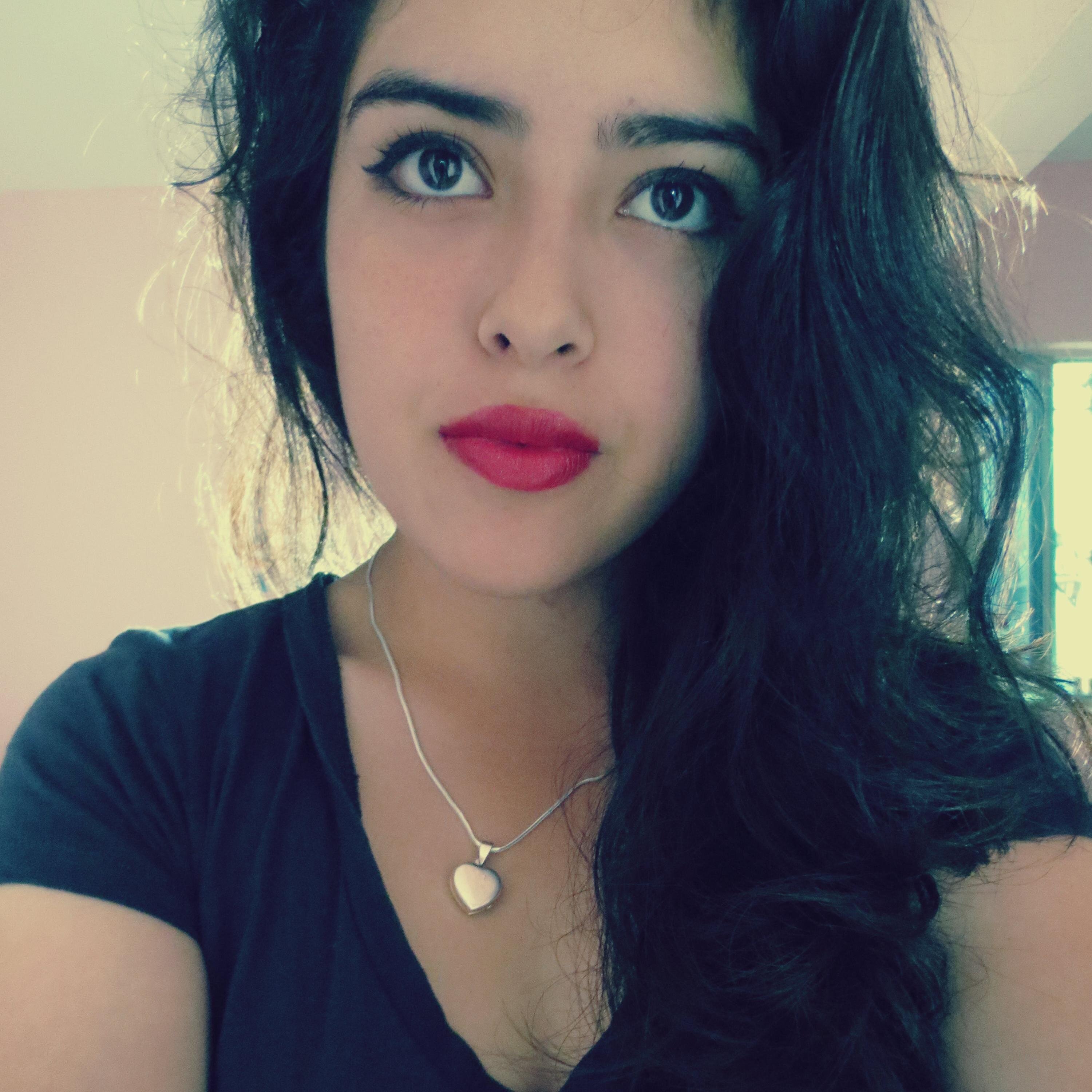Facebook: Dianaliz De León Flores