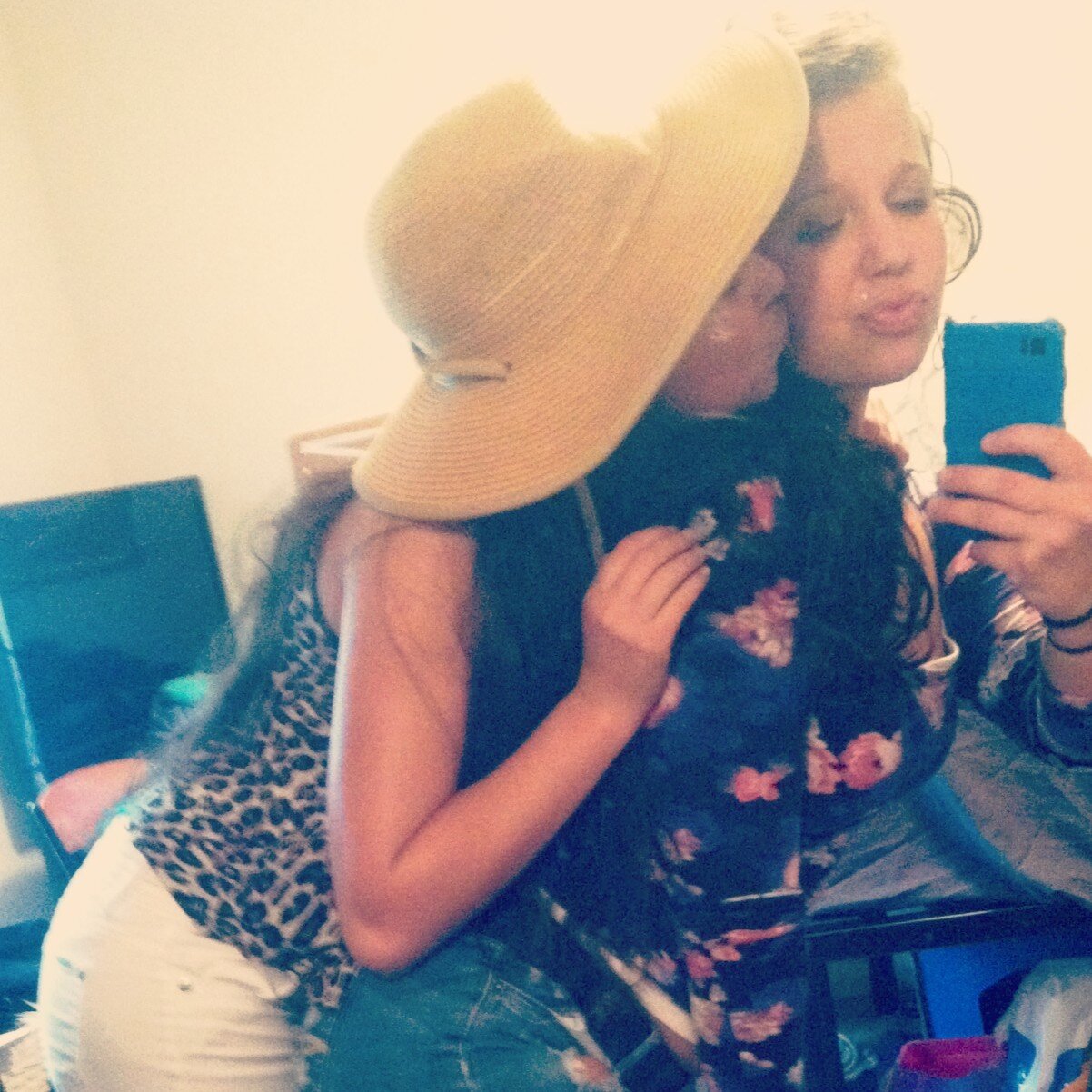 // #teamipullhoe's #teamlonghair #teambeautiful #teambisexual #teamNOkidsyet #teamfreak  #teamvirgo