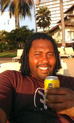 dbeard6ten's profile picture. old skool allday hoop is the lifestyle