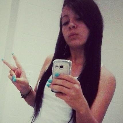 “Já faz algum tempo que venho criando minhas próprias teorias de vida. Deixei de ser o tipo que segue manuais de instruções ou que pensa duas vezes antes de faz