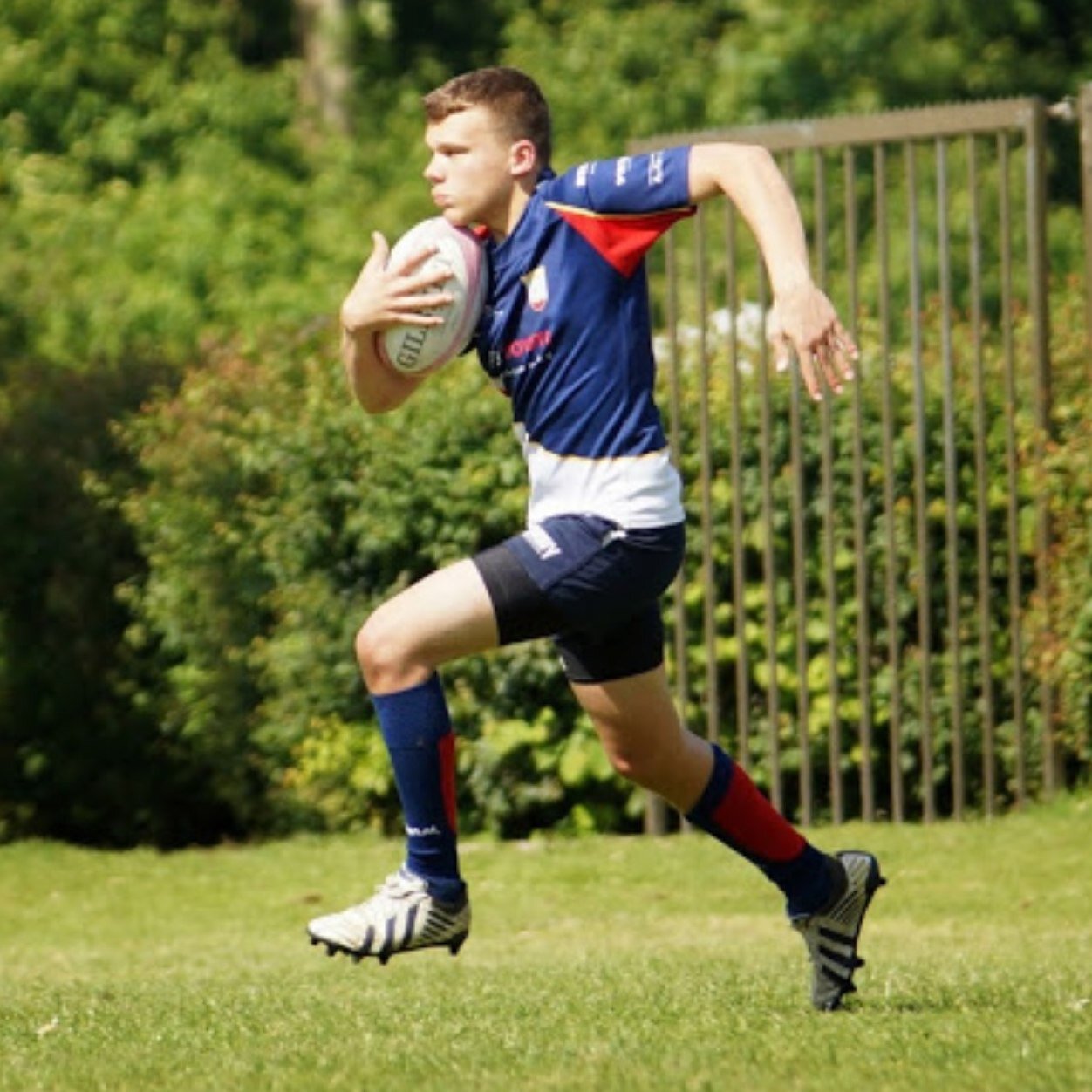 RUGBY TOVAAL, HARDSTYLE FOR LIFE               insta:markiekoens