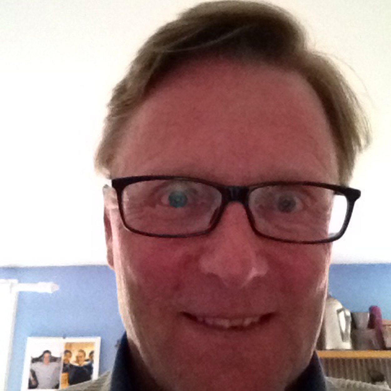 Retired investment manager, support a wide range of charities, committed to social justice & humanitarian causes. Bibliophile, raconteur & flâneur.