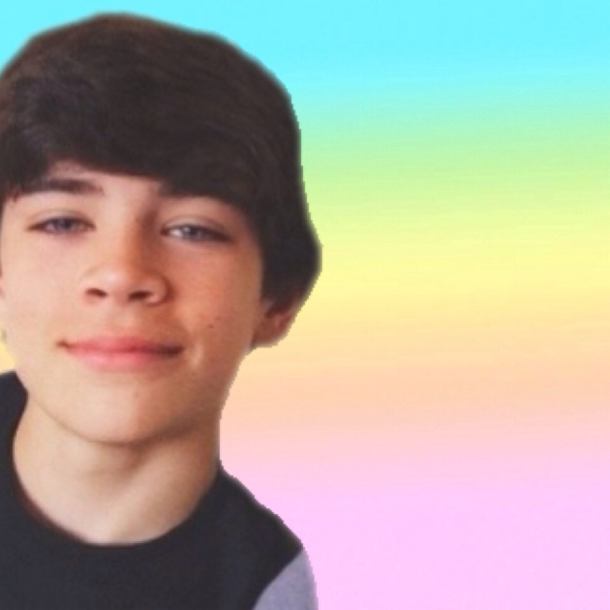 FREE FOLLOW SO GO FOLLOW @MattEspinosugh! SHE FOLLOWS BACK!