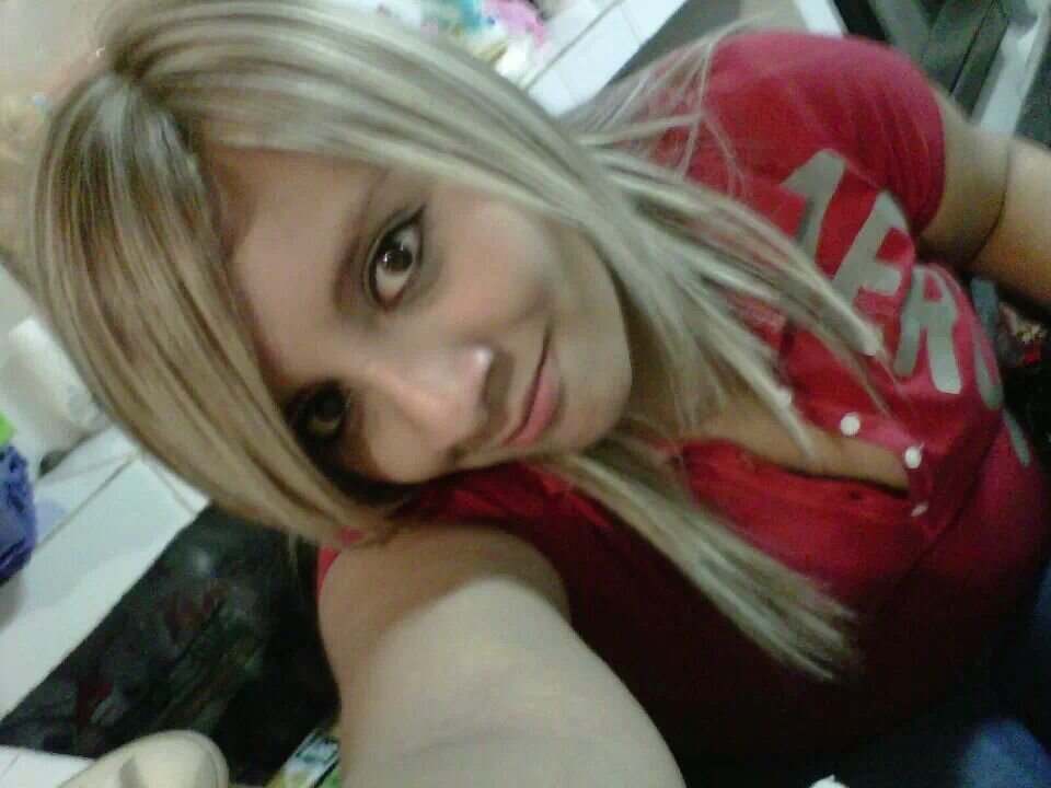 aleetorreees's profile picture. 