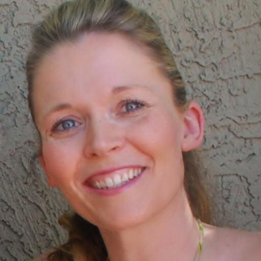 Sales Representative for AB, SK, and MB
Representing maternity, baby and children's gear, accessories, and fashion.