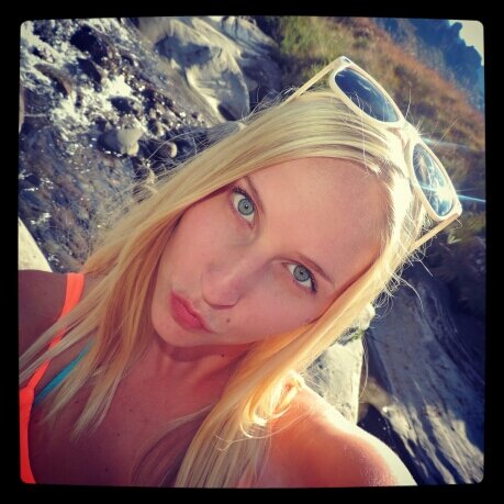 taymoodie's profile picture. 