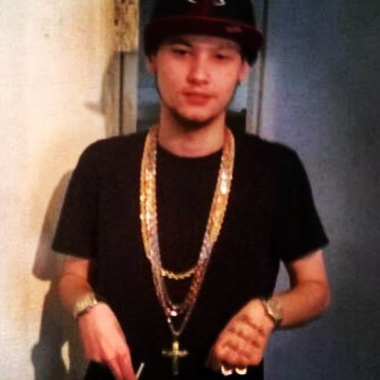 yellow_jewels's profile picture. 