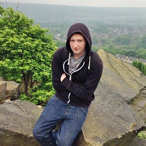 Huddersfield New College Living Life, No worries