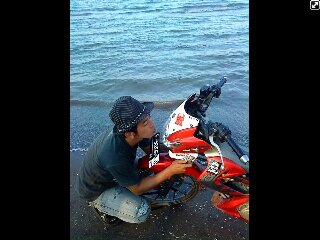 BoimpermanaBoim's profile picture. S I M P L E