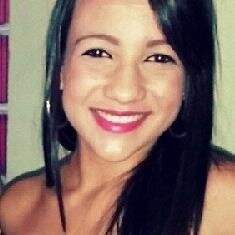 “E ela era doce como um limão,e tão calma quanto um furacão.”