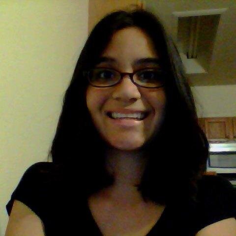 Hey everyone! My name is Jessica. I live in the desert of Southern California. I enjoy meeting new people, shopping, and hearing music.