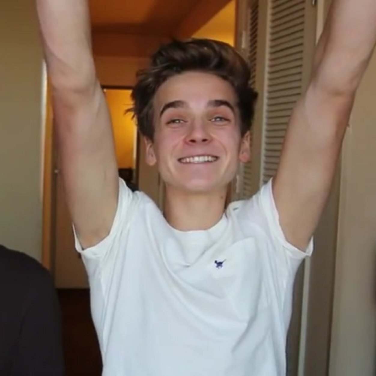 congrats joe followed u (:
