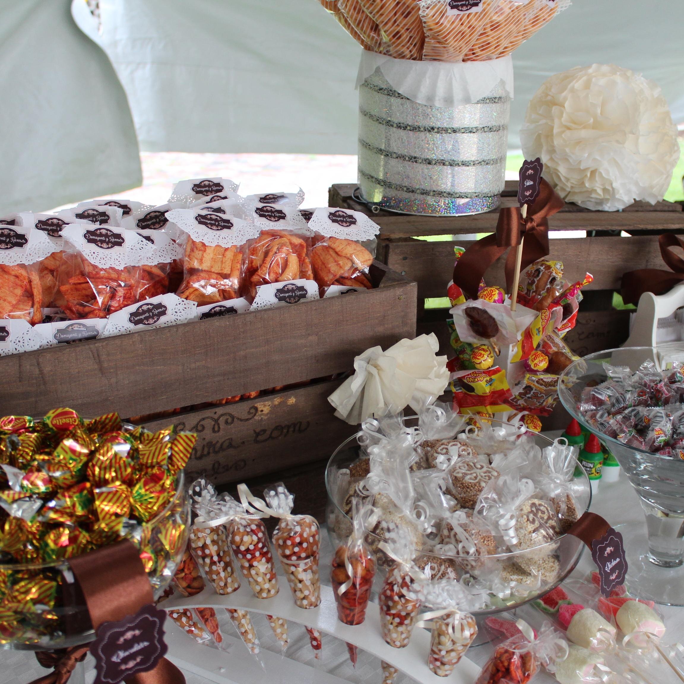 Mesas de dulces, recuerdos, invitaciones y más en CDMX DF México :) Hacemos envíos a toda la República y al extranjero