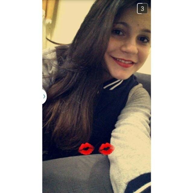 Brazilian girl, 14 years, love pets! i'm walker ;*
