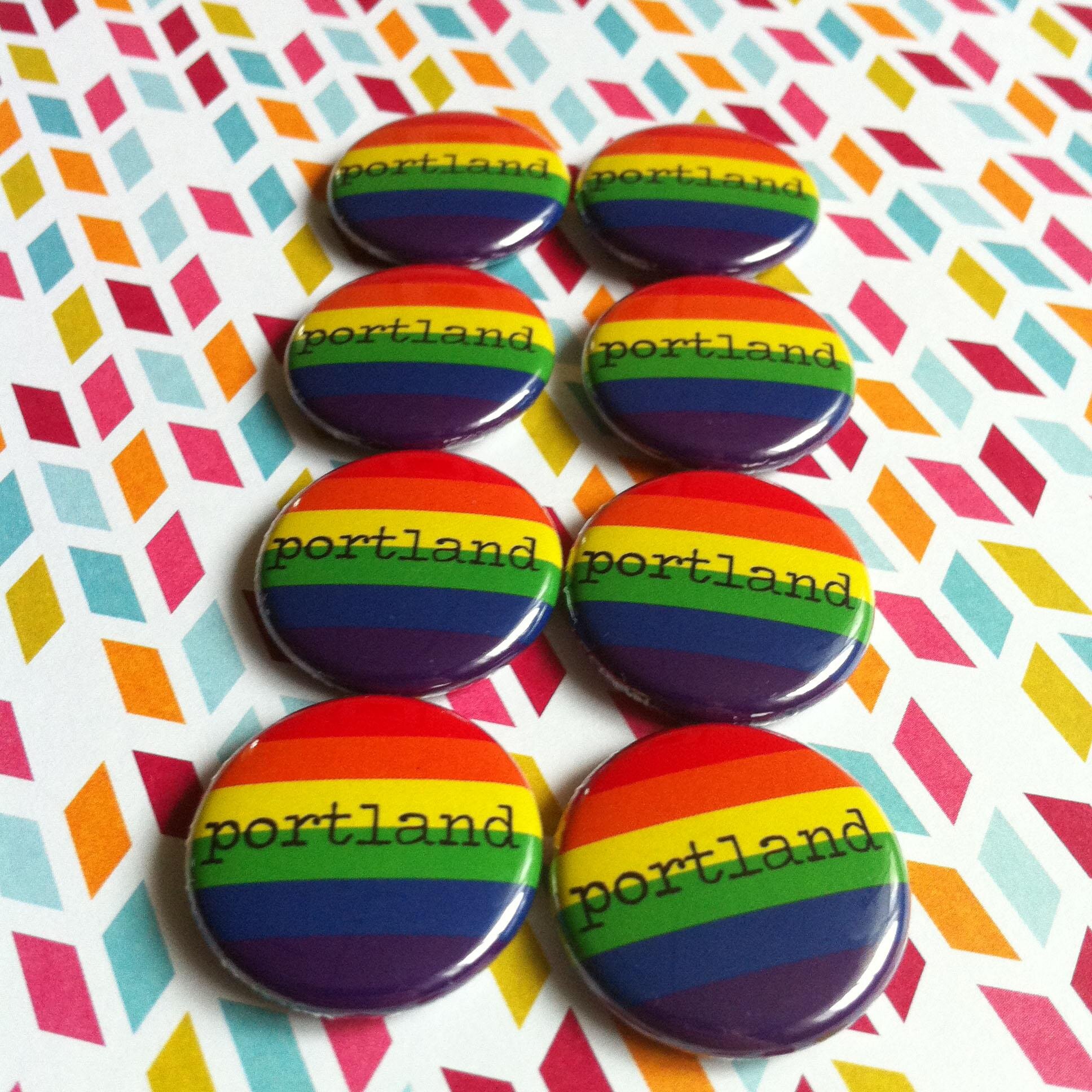 Sweet & sassy buttons, magnets, and more. Hecho con cariño en Portland, OR. She/her. 🌈