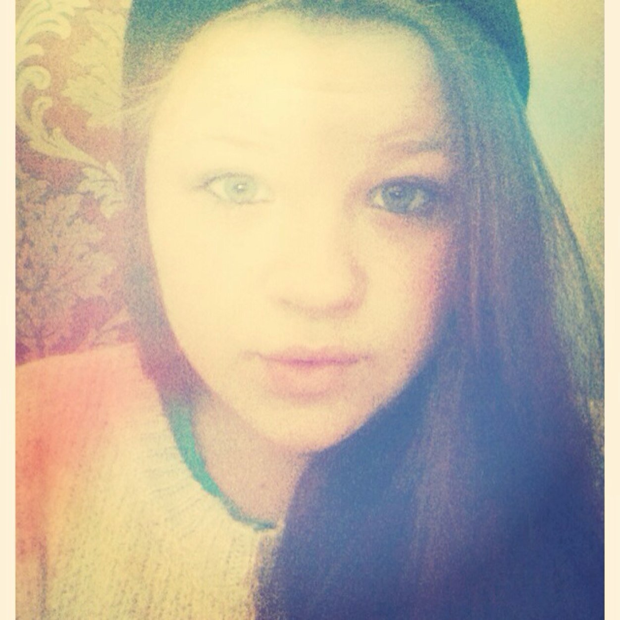 i love baskettball and gaelic iove irish dancing 
follow your dreams and youll get their someday 3 :* :)
