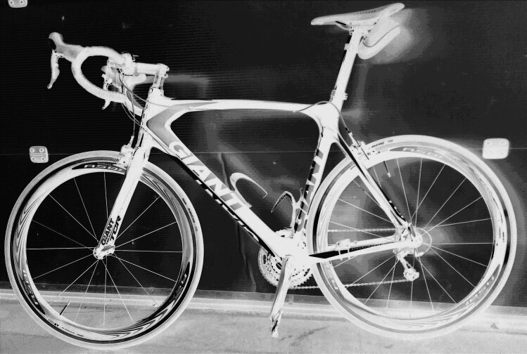 jaapklaas's profile picture. Voel me goed op 2 wielen. 1 club 💙 SvSpakenburg. Blauw voor altijd.