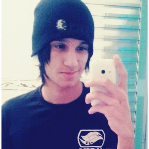No music , no life.
vocalista do Lord Of Hosts.

FACEBOOK: http://t.co/XWtngPlw2p
