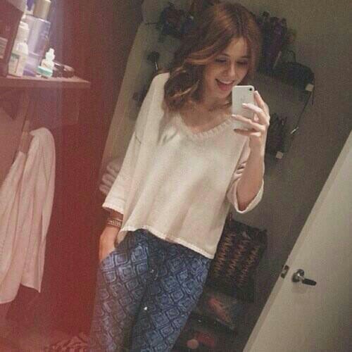 Hii im acacia♡!! I love cats and tacobell of you wanna cuddle then im here single straight