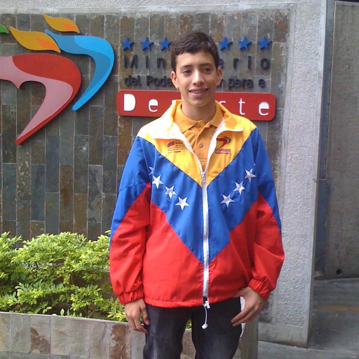 Estudiante,Musico,Nadador