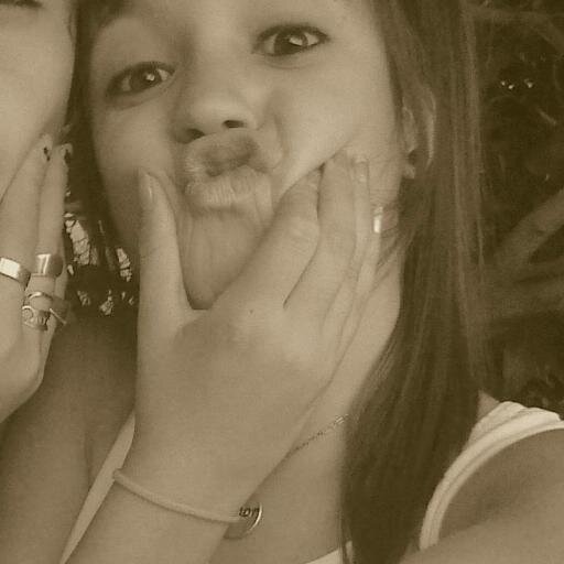 BaeezAruu's profile picture. MI CORAZÓN LATIÓ LENTO POR QUE VIVÍ LA VIDA CON RELAJACIÓN, AHORA LATE RAPIDO POR EL AMOR QUE SIENTO POR VOS v