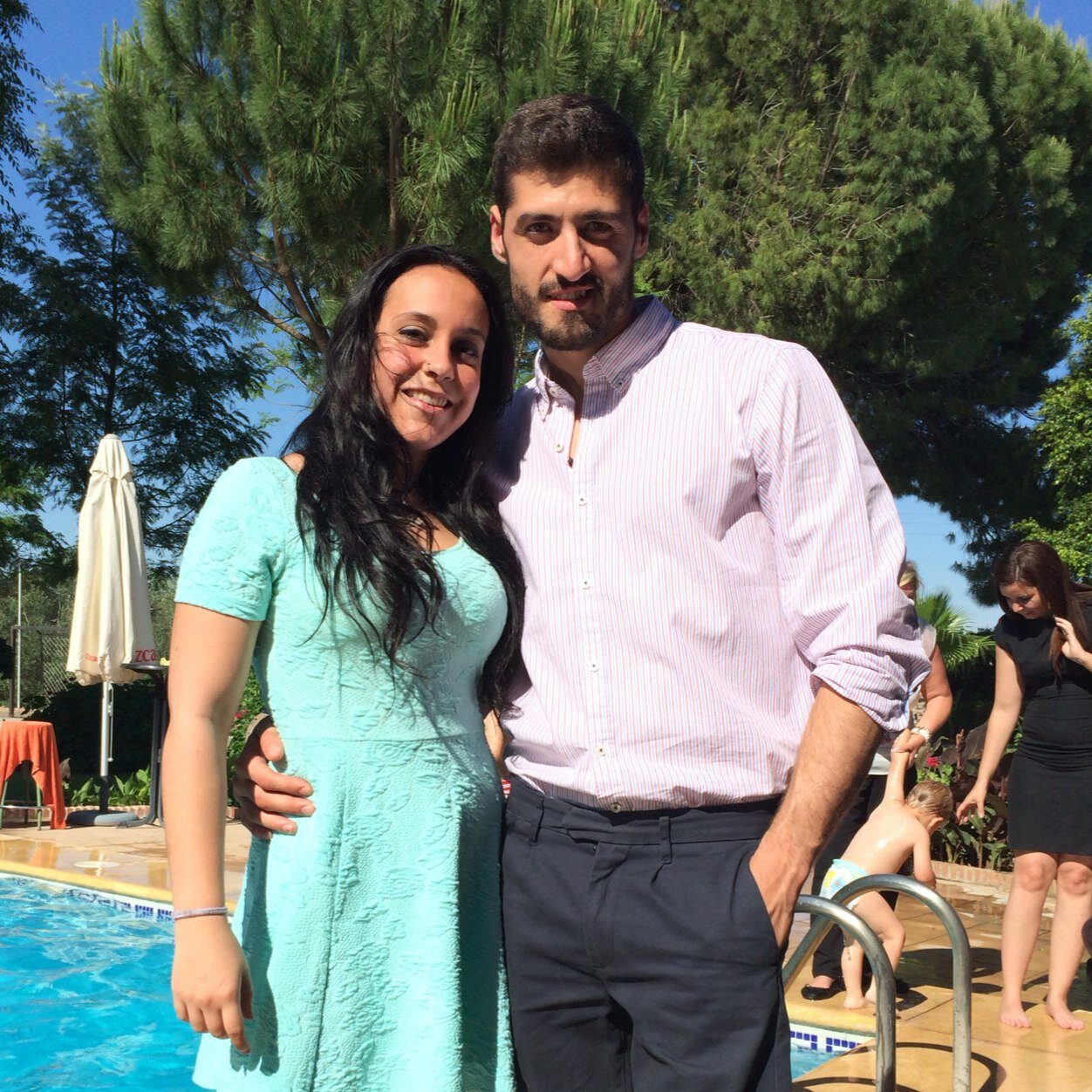 Yo no hago RAP, escribo poesía. Explico la oscuridad de la verdad, humilló la claridad de la hipocresía... AG