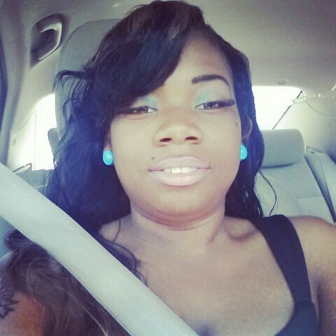 my name is shaandrea im 23 da mom of Blake C.Smith & the girlfriend of carlando  Washington I ♥ making money & taking care of my ppl & ♡ to party & have fun