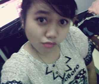 here I am with a million flaws ;) (http://t.co/Mx9Cxg7931)