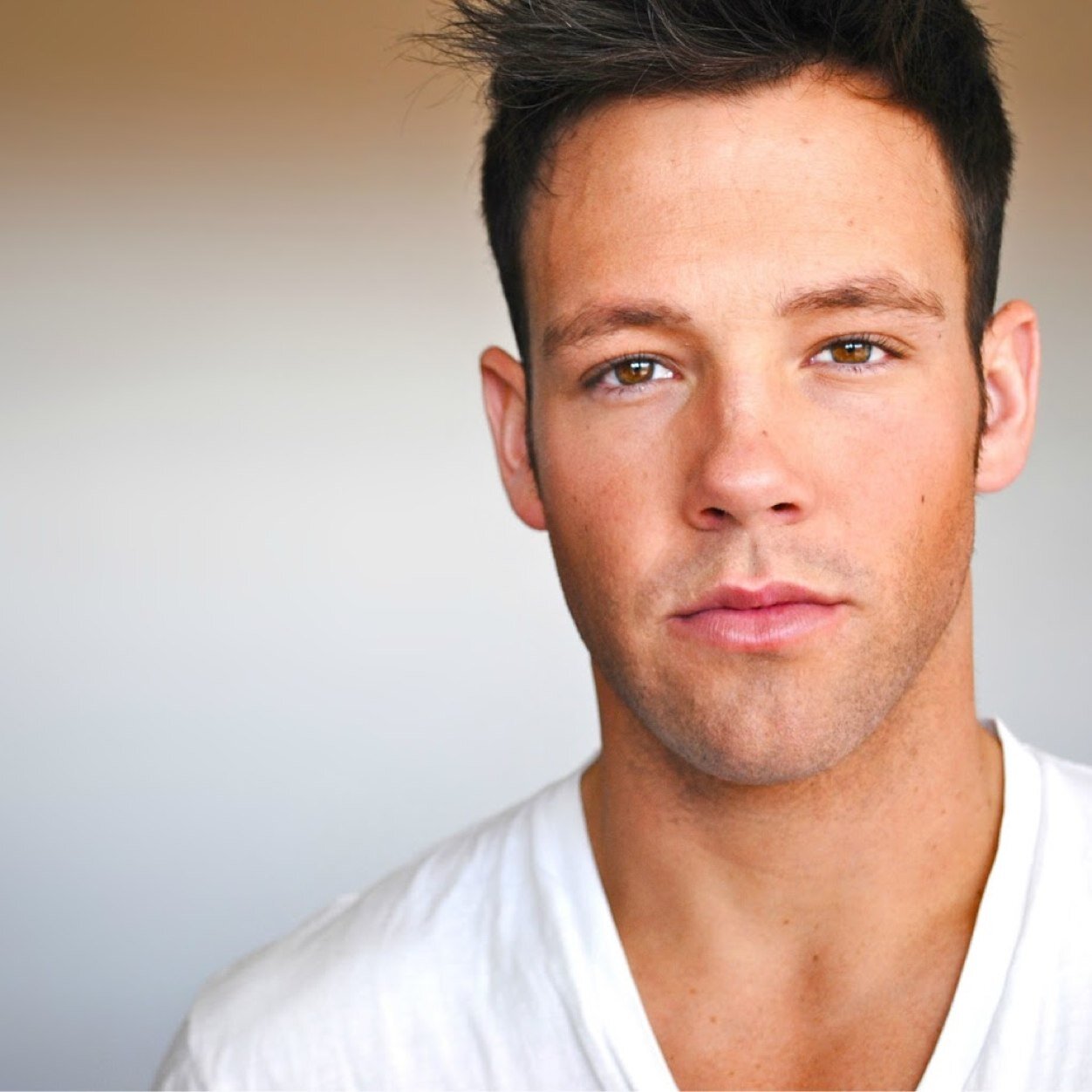 ang4justin4eva's profile picture. Justin bieber❤️ Belieber for life❤️complete my journals❤️pretty little liars❤️