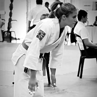 O judoca não se aperfeiçoa para lutar, luta para se aperfeiçoar.
Jigoro Kano ☮
