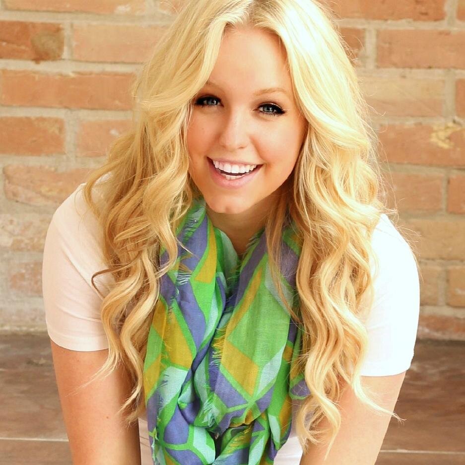 elise_hh's profile picture. Wife - Grad Student - LDS