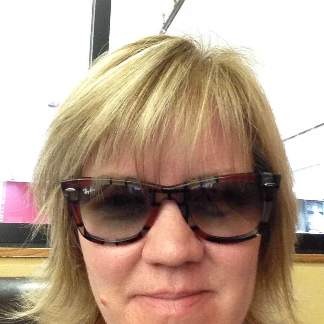 MommaPauly's profile picture. 