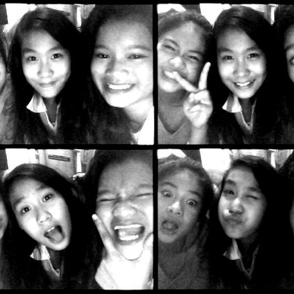Hiiiiiiiiii .x We are 3Girls Directioners | 10 yrs Friendships | Myca | Carla | Marielle | Myca and Carla are cousins.