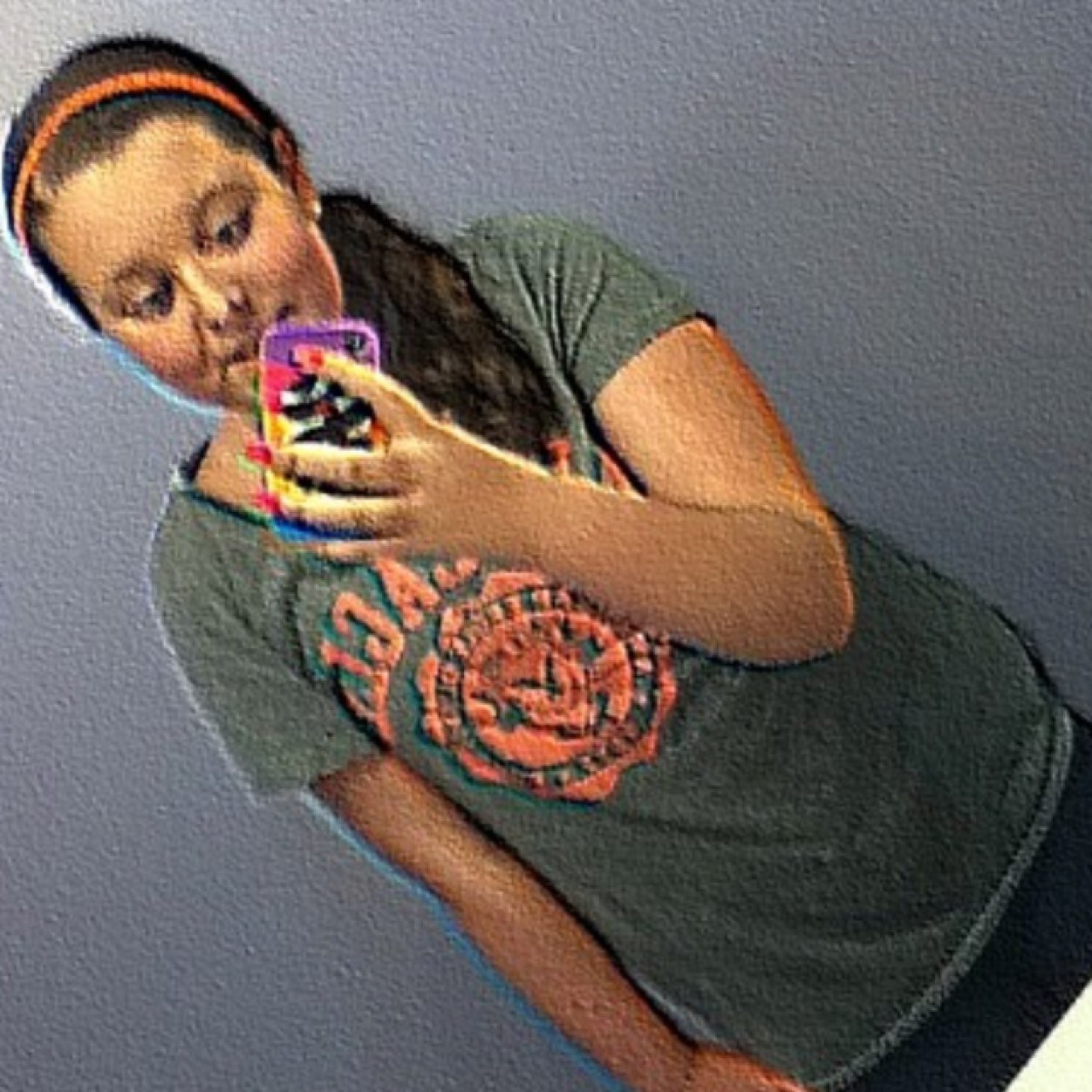 name is sarah roach:) laugh a lot:)!
