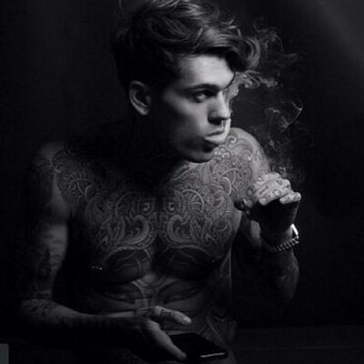 elijahwoe's profile image