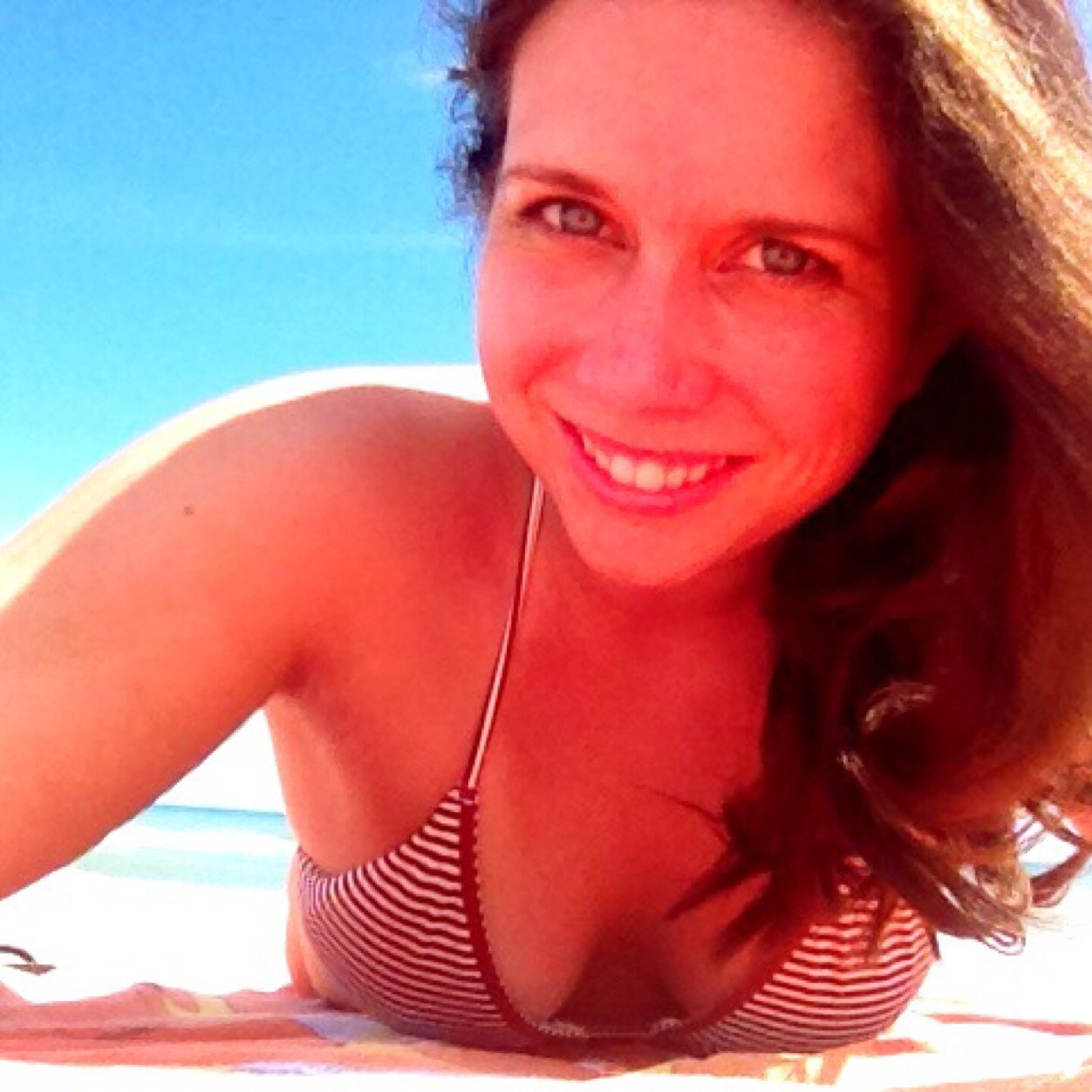 Sunshine, smiles, tiny umbrellas in drinks, sunrises on the beach. Oh and I love Ashley like duh