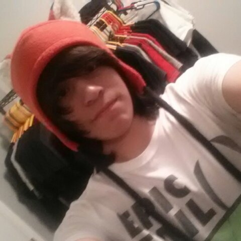 I love Gaming and making Youtube videos when i can. Im lazy to be honest ._. But Fun haha.